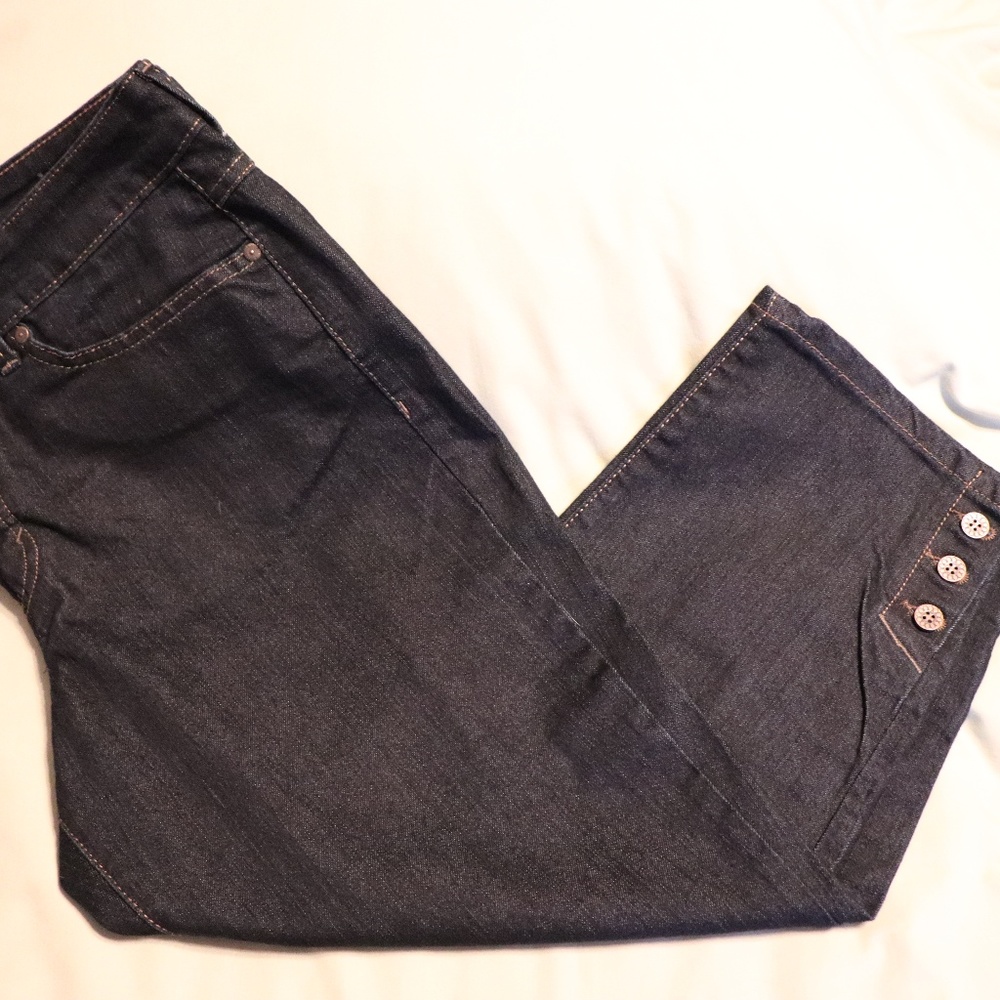 Nine West Women's Dark Wash Blue Denim Capri Jeans